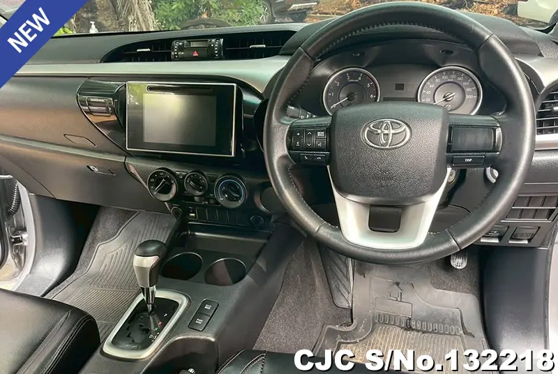 Toyota Hilux in Silver for Sale Image 7