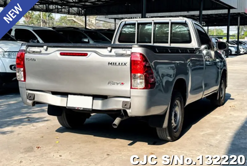 Toyota Hilux in Silver for Sale Image 1