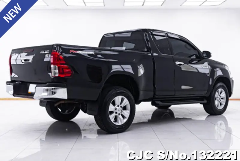 Toyota Hilux in Black for Sale Image 1