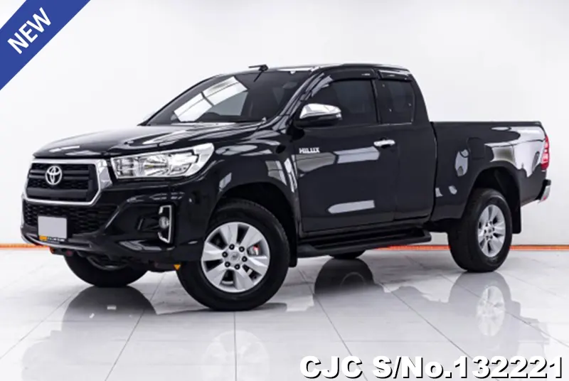 Toyota Hilux in Black for Sale Image 2