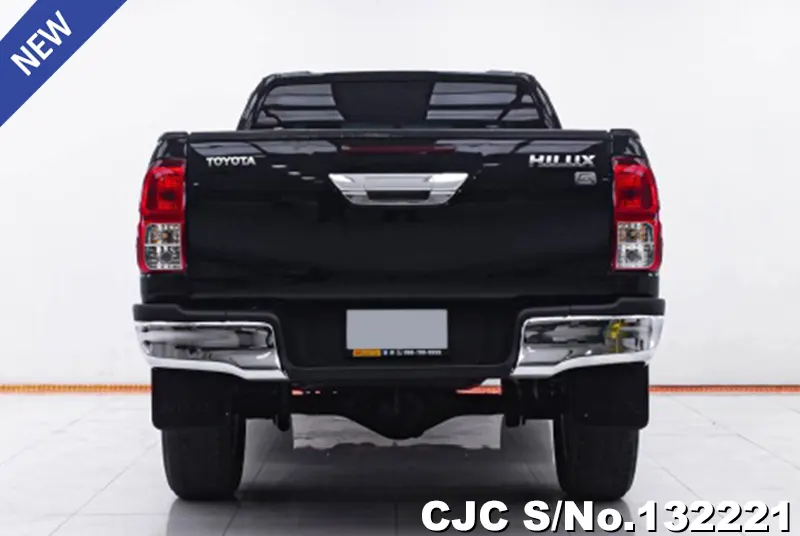 Toyota Hilux in Black for Sale Image 4