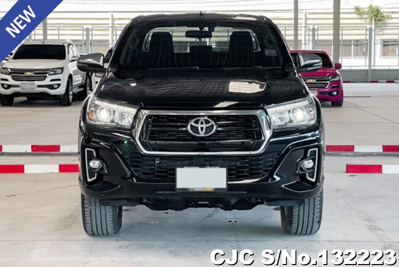 Toyota Hilux in Black for Sale Image 2