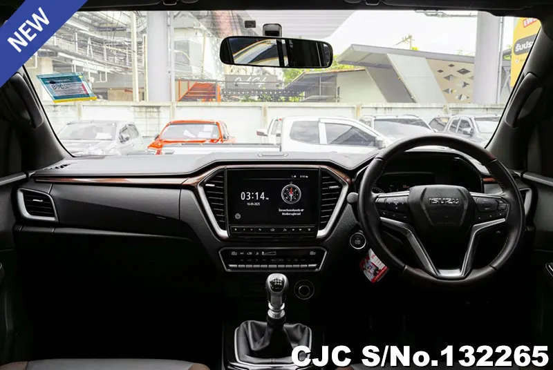 Isuzu D-Max in Gray for Sale Image 8