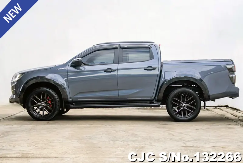 Isuzu D-Max in Gray for Sale Image 7