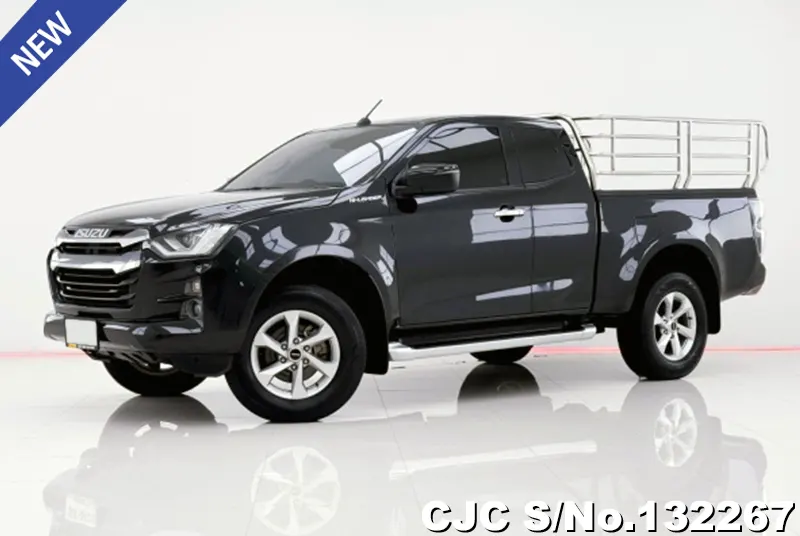 Isuzu D-Max in Black for Sale Image 2