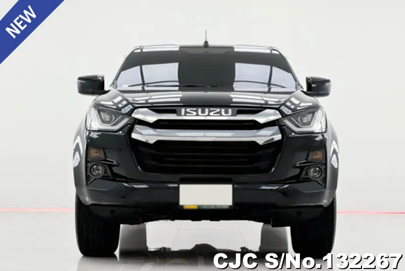 Isuzu D-Max in Black for Sale Image 3
