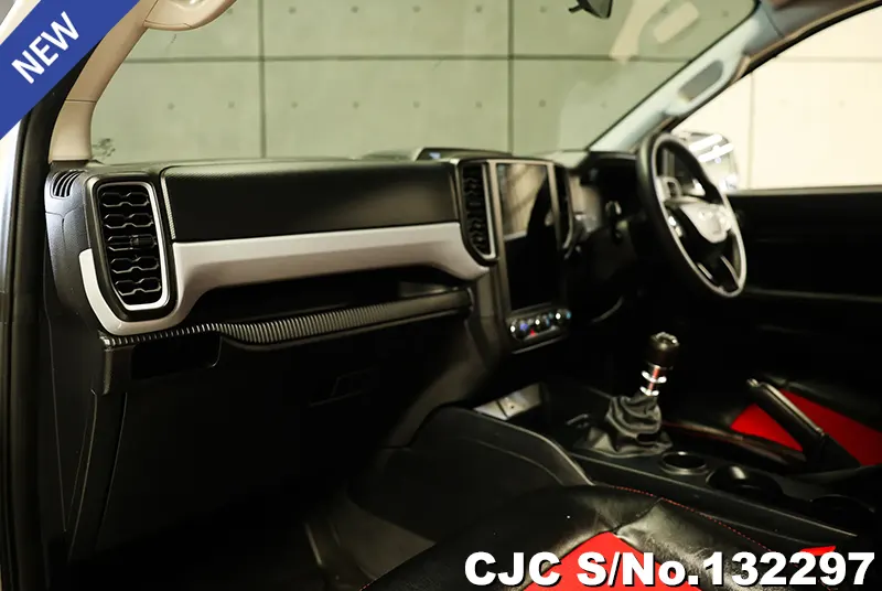 Ford Ranger in White for Sale Image 6