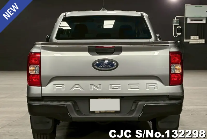Ford Ranger in Silver for Sale Image 5