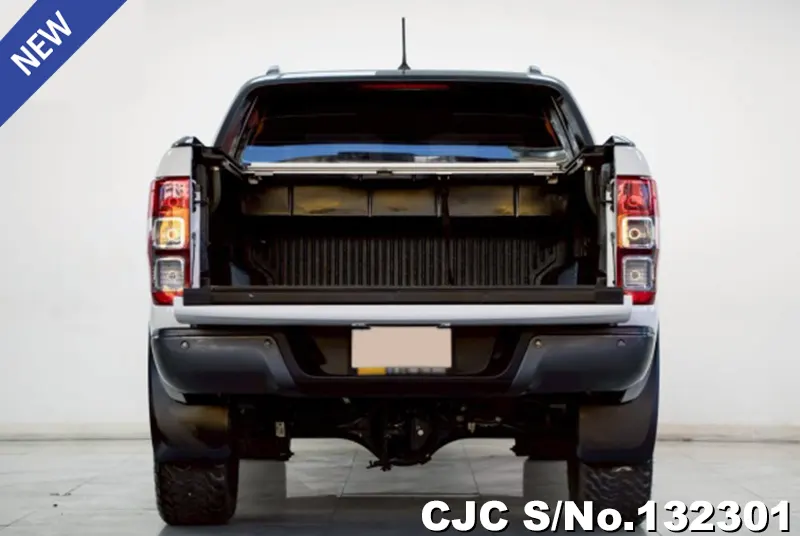Ford Ranger in White for Sale Image 4