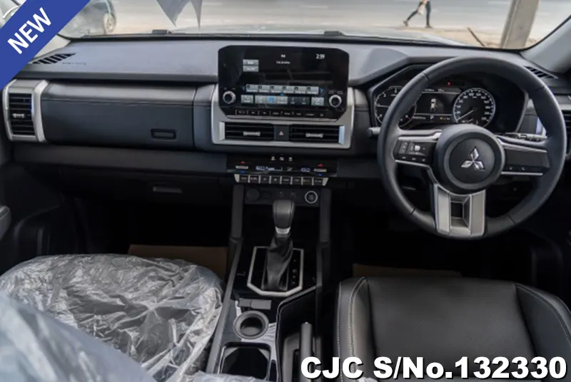 Mitsubishi Triton in White for Sale Image 6