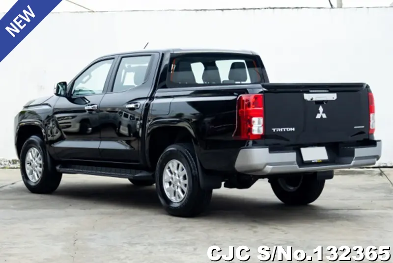 Mitsubishi Triton in Black for Sale Image 1