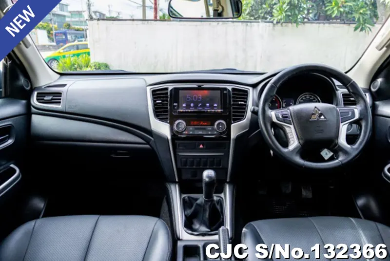 Mitsubishi Triton in Gray for Sale Image 6