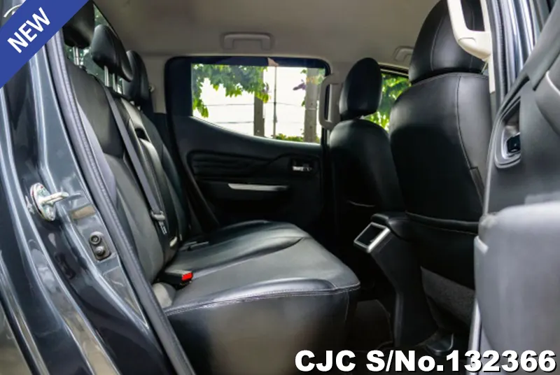 Mitsubishi Triton in Gray for Sale Image 8