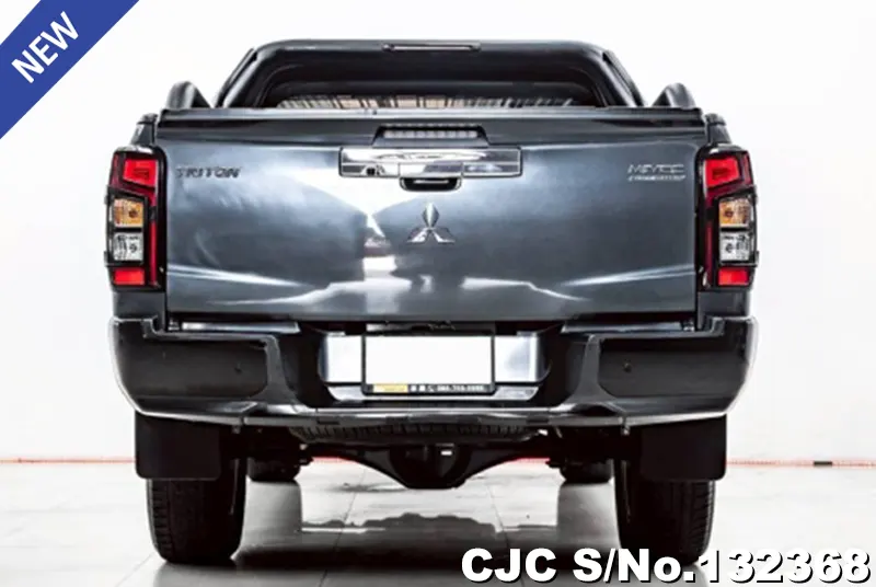 Mitsubishi Triton in Gray for Sale Image 3