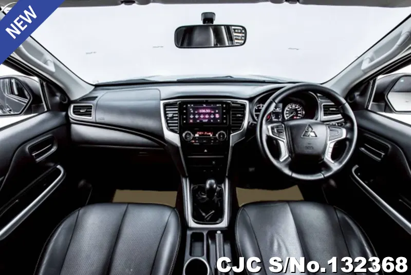 Mitsubishi Triton in Gray for Sale Image 5