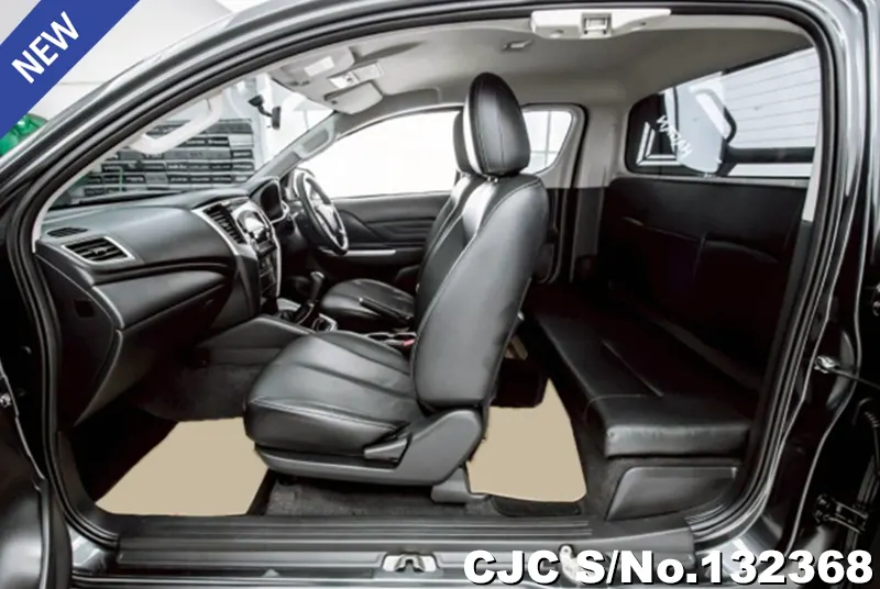 Mitsubishi Triton in Gray for Sale Image 9