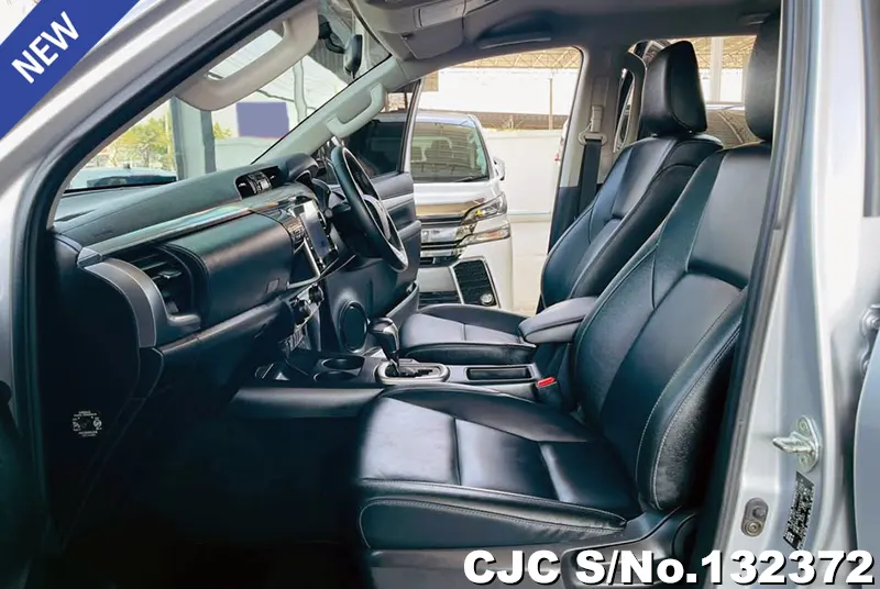 Toyota Hilux in Silver for Sale Image 8