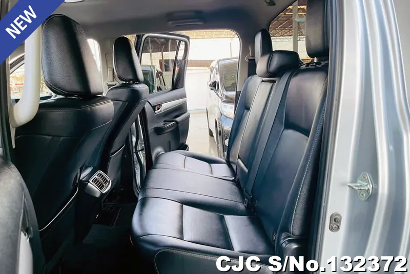 Toyota Hilux in Silver for Sale Image 10