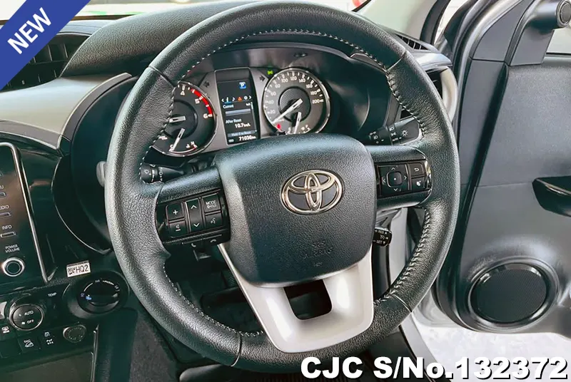 Toyota Hilux in Silver for Sale Image 11