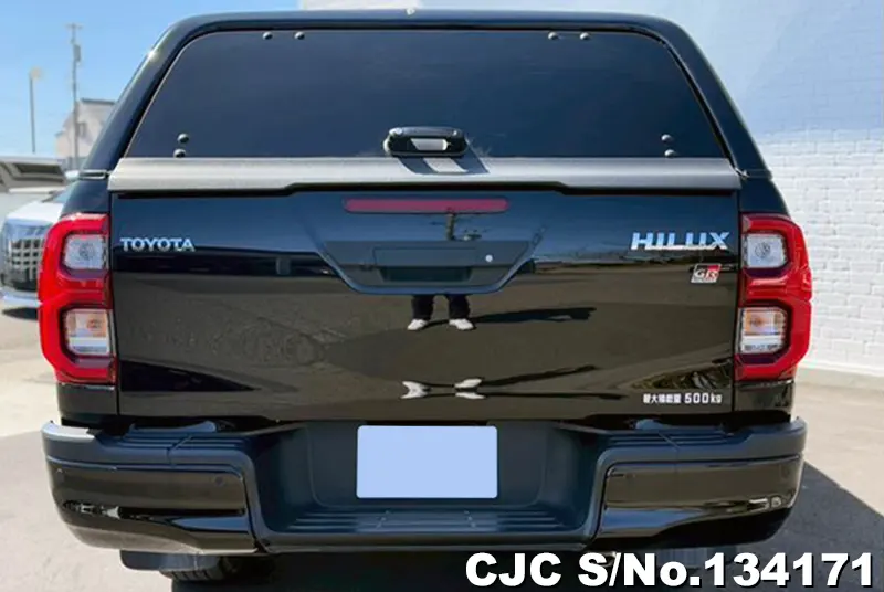 Toyota Hilux in Black for Sale Image 3