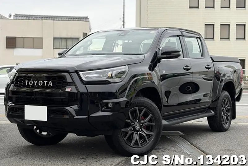 Toyota Hilux in Black for Sale Image 3