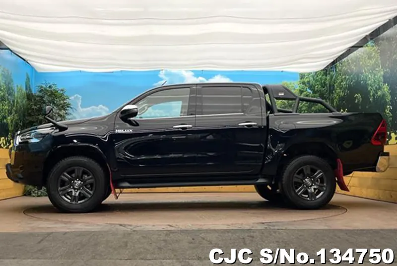 Toyota Hilux in Black for Sale Image 7