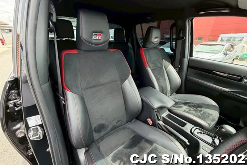 Toyota Hilux in Black for Sale Image 7