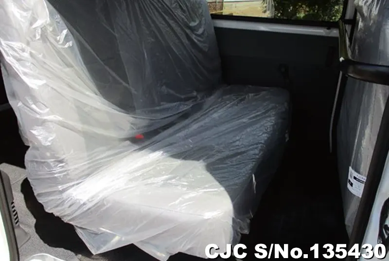 Toyota Townace in White for Sale Image 7