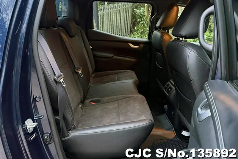 Mercedes Benz X-Class in Blue for Sale Image 14