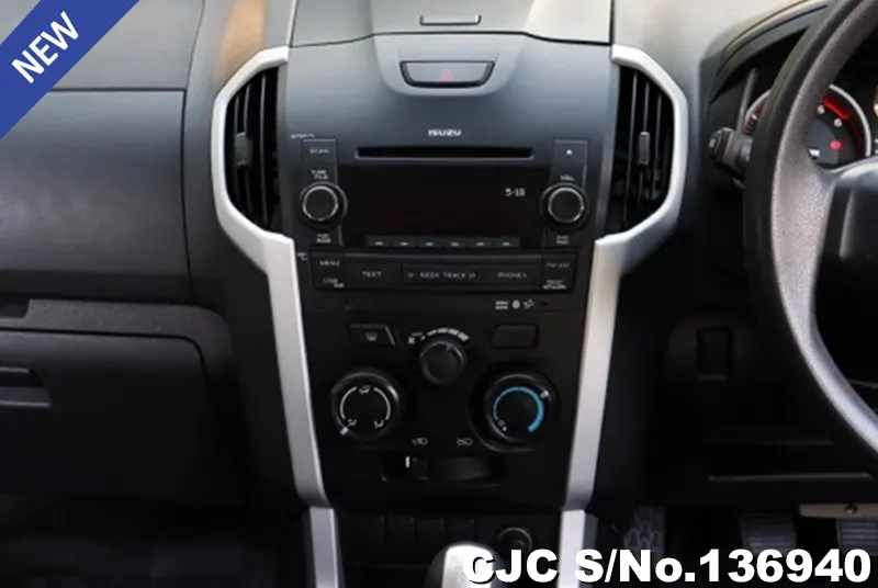Isuzu D-Max in Gray for Sale Image 11