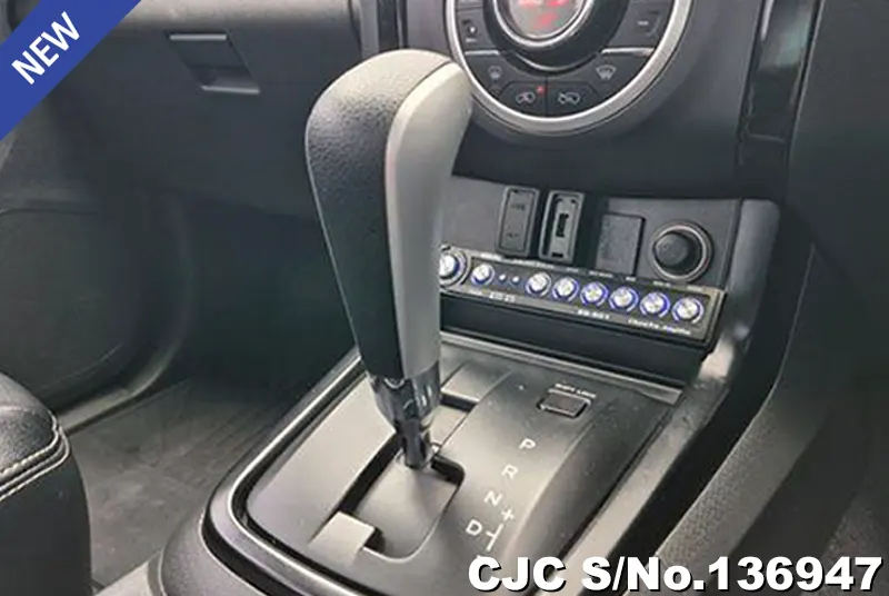 Isuzu D-Max in Black for Sale Image 12