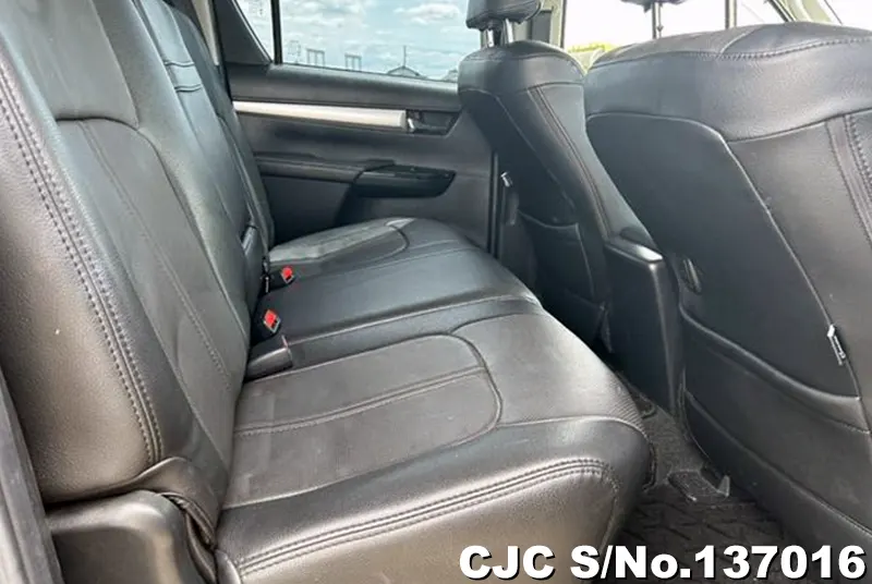 Toyota Hilux in Black for Sale Image 14