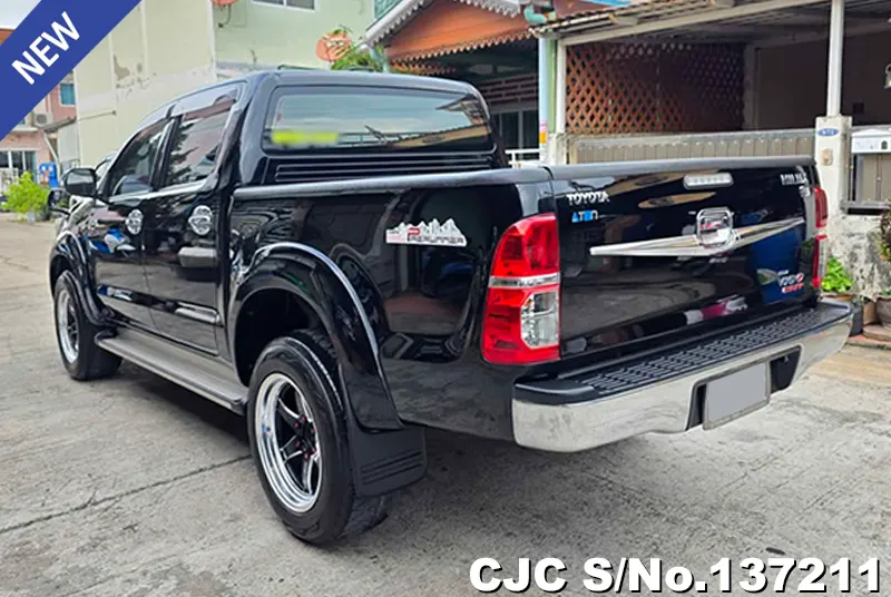 Toyota Hilux in Black for Sale Image 1