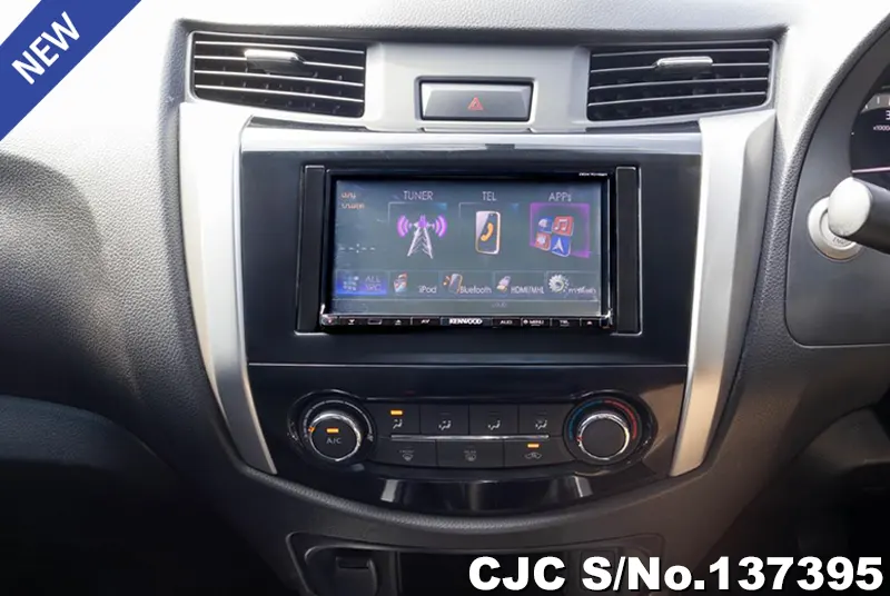 Nissan Navara in White for Sale Image 12