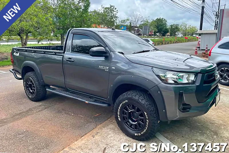 Toyota Hilux in Gray for Sale Image 0