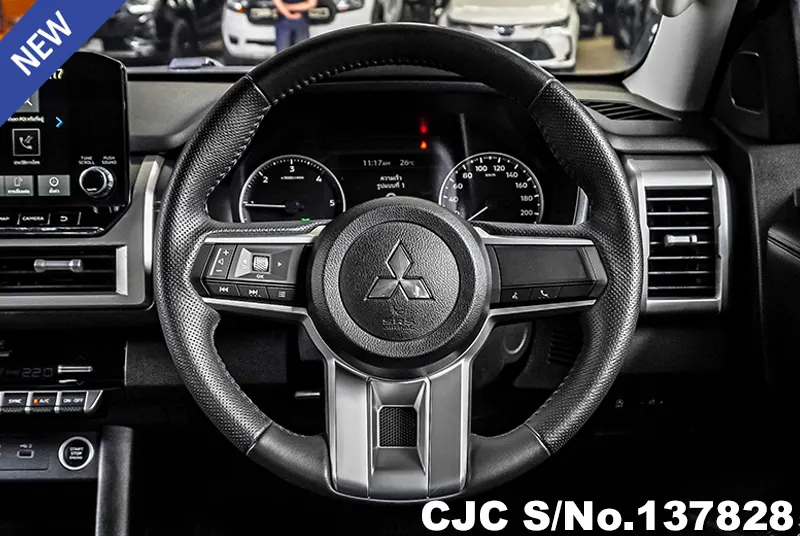Mitsubishi Triton in Black for Sale Image 10