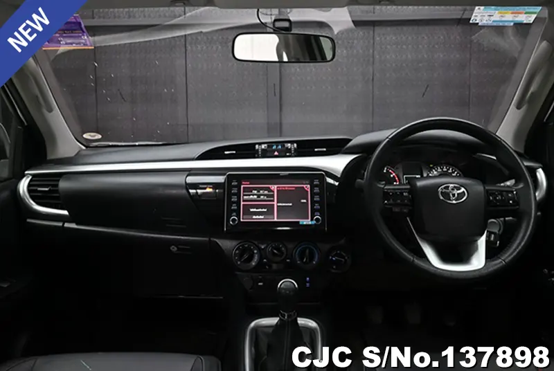 Toyota Hilux in White for Sale Image 6