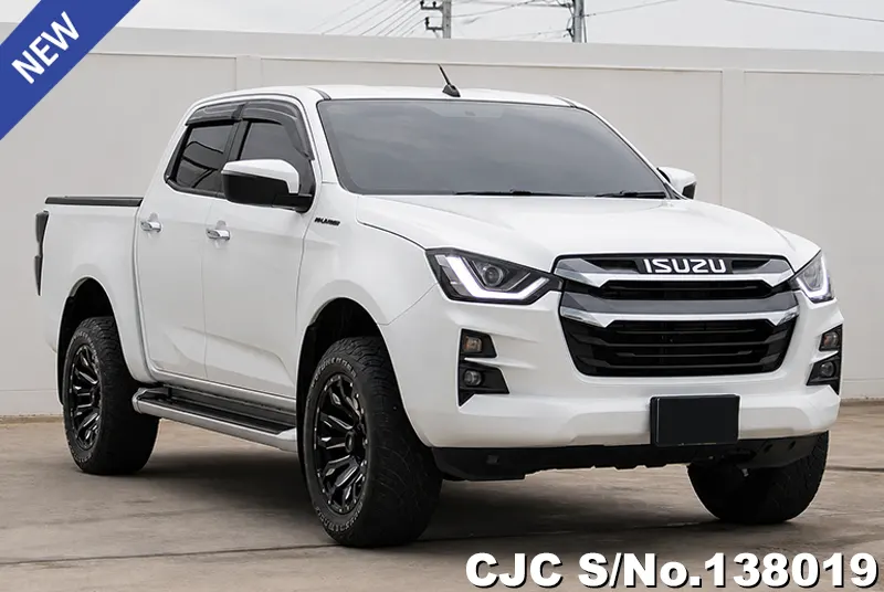 Isuzu D-Max in White for Sale Image 0