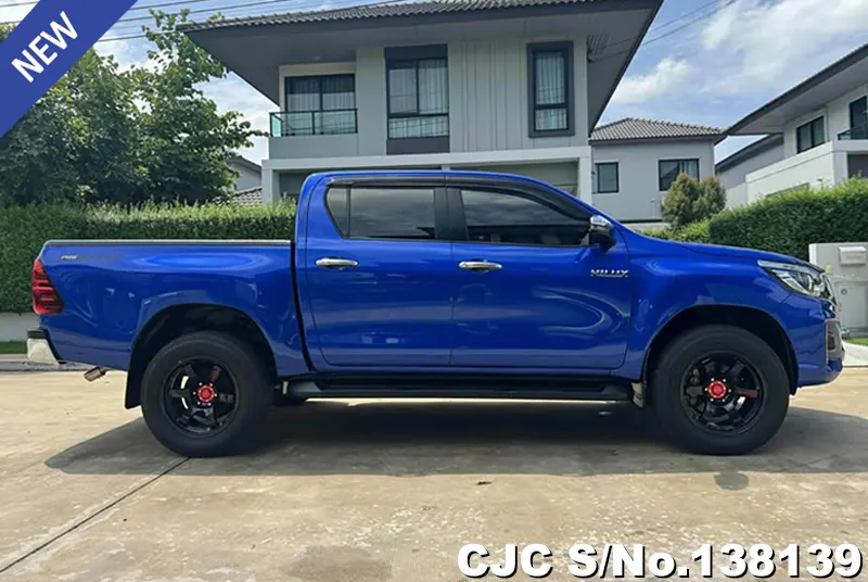 Toyota Hilux in Blue for Sale Image 4