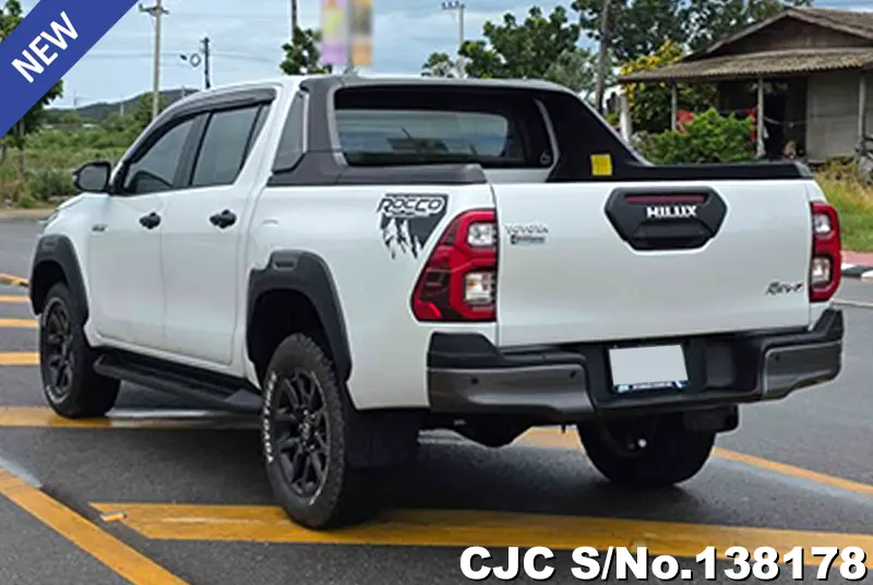 Toyota Hilux in White for Sale Image 1