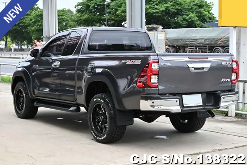 Toyota Hilux in Gray for Sale Image 1