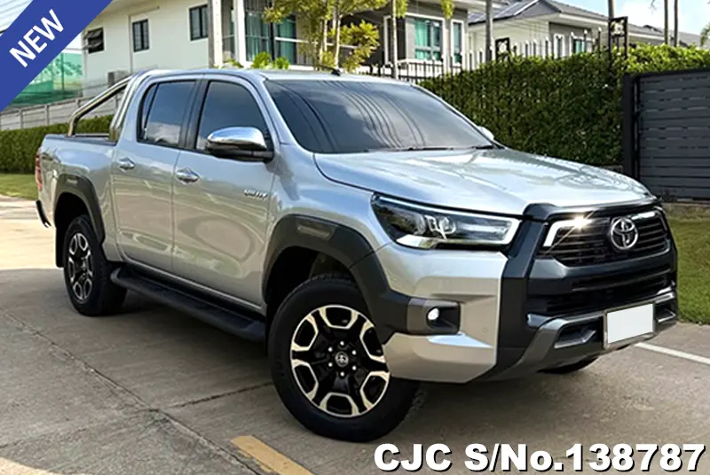 Toyota Hilux in Gray for Sale Image 0