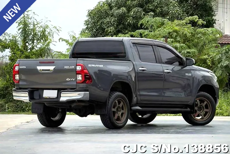 Toyota Hilux in Gray for Sale Image 2